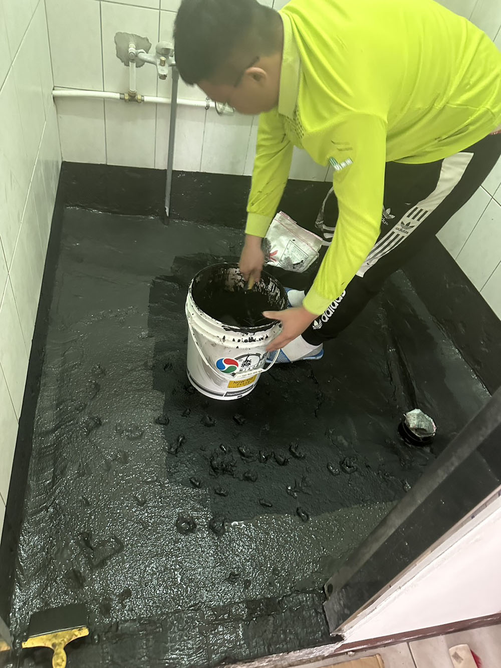 雲林廁所防水及磁磚工程