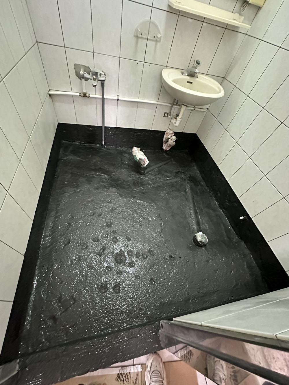 雲林廁所防水及磁磚工程