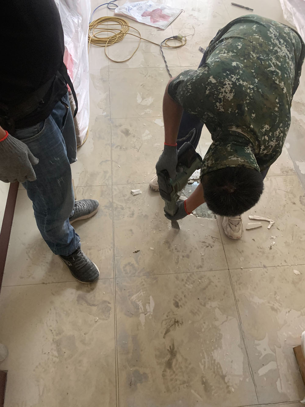 雲林磁磚空心局部修改