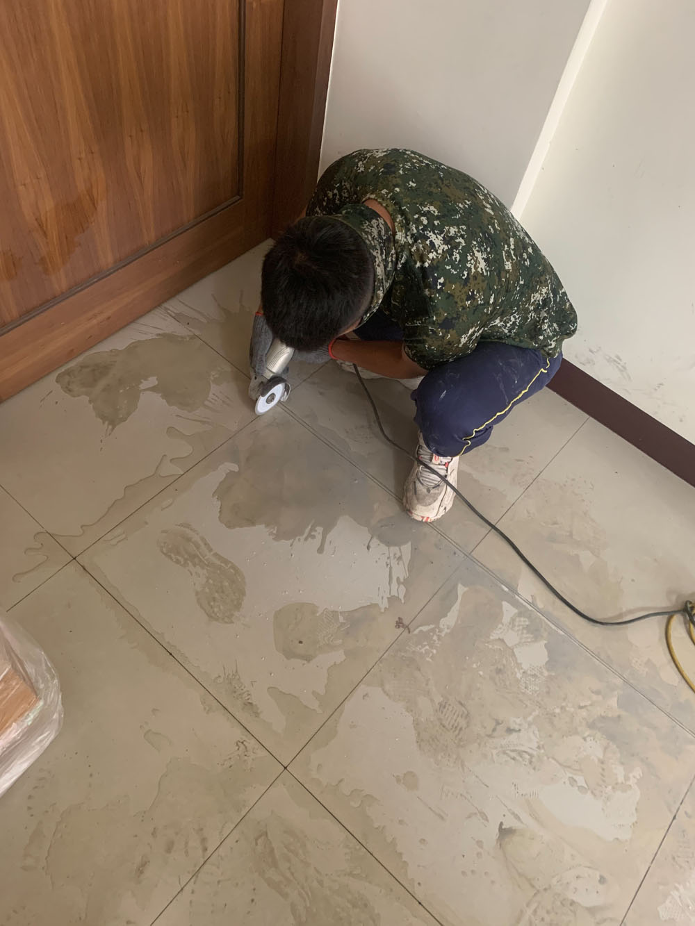 雲林磁磚空心局部修改